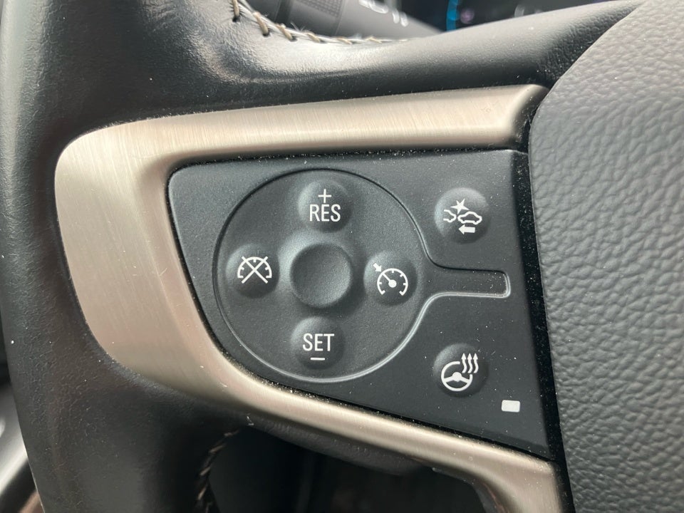 2022 GMC Canyon 4WD Crew Cab Short Box Denali