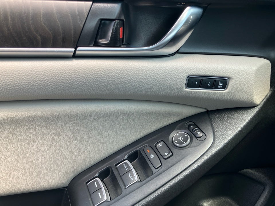 2019 Honda Accord Touring 2.0T