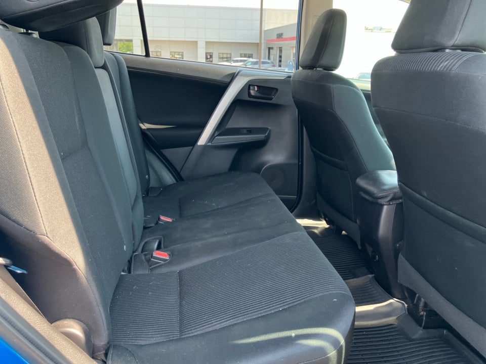 2016 Toyota RAV4 LE