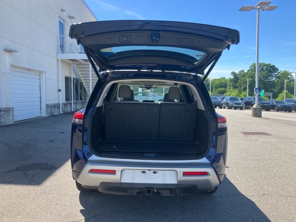 2024 Nissan Pathfinder SL 4WD