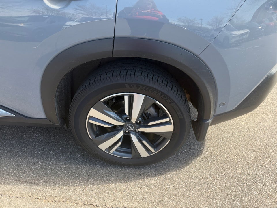 2023 Nissan Rogue Platinum FWD