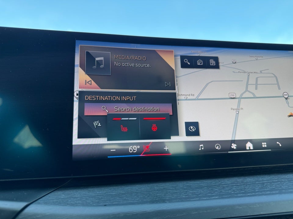 2025 BMW 330i xDrive