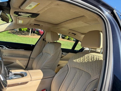 2016 BMW 750i xDrive