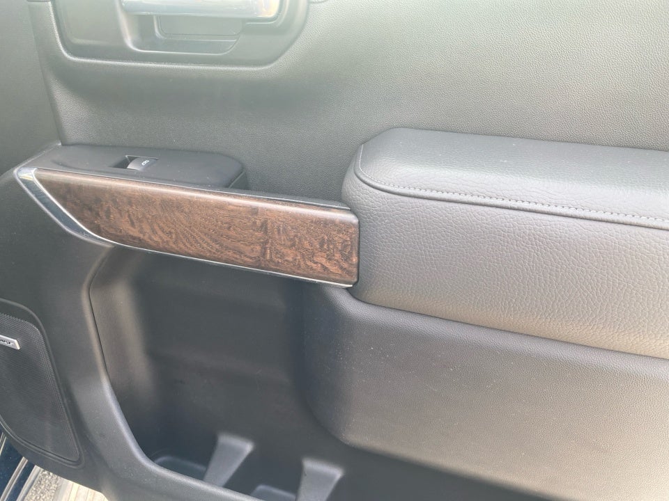 2020 GMC Sierra 1500 4WD Crew Cab Short Box Denali