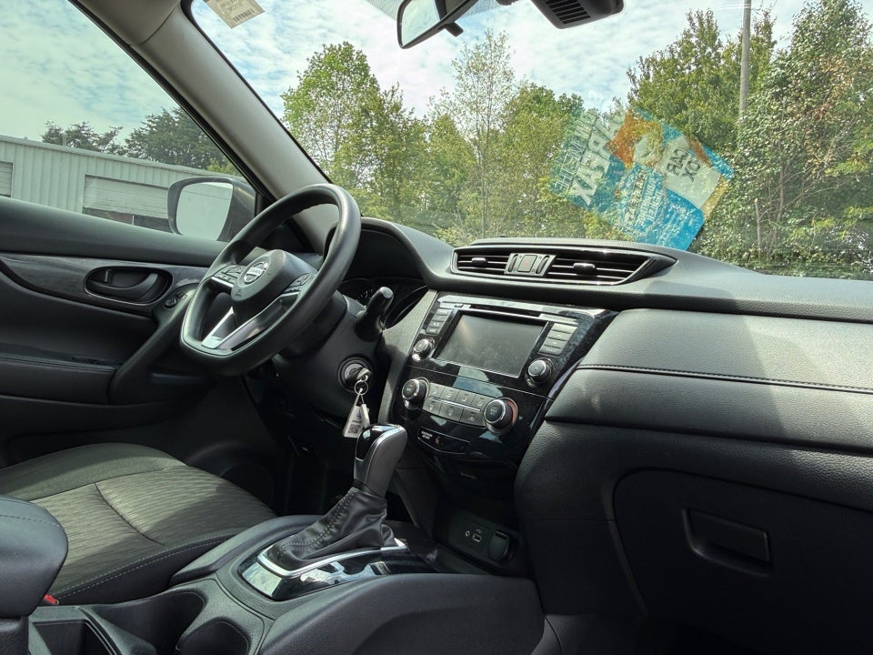 2020 Nissan Rogue S
