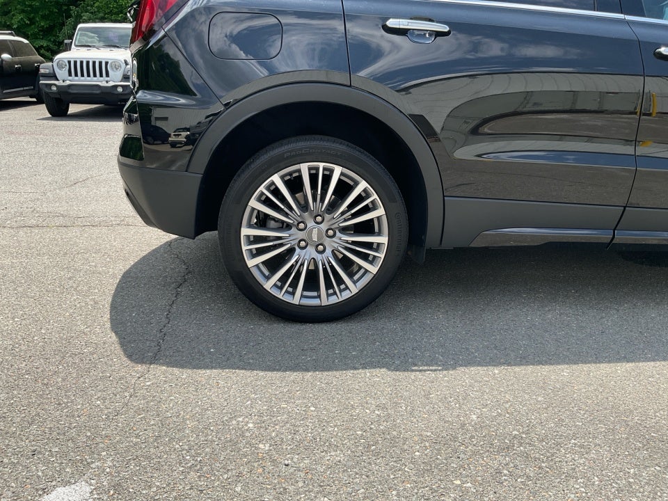 2024 Cadillac XT4 FWD Premium Luxury