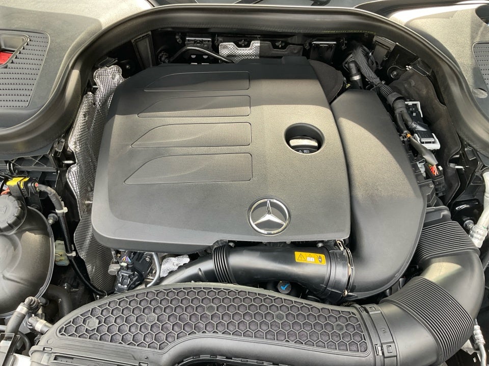 2020 Mercedes-Benz GLC 300 GLC 300