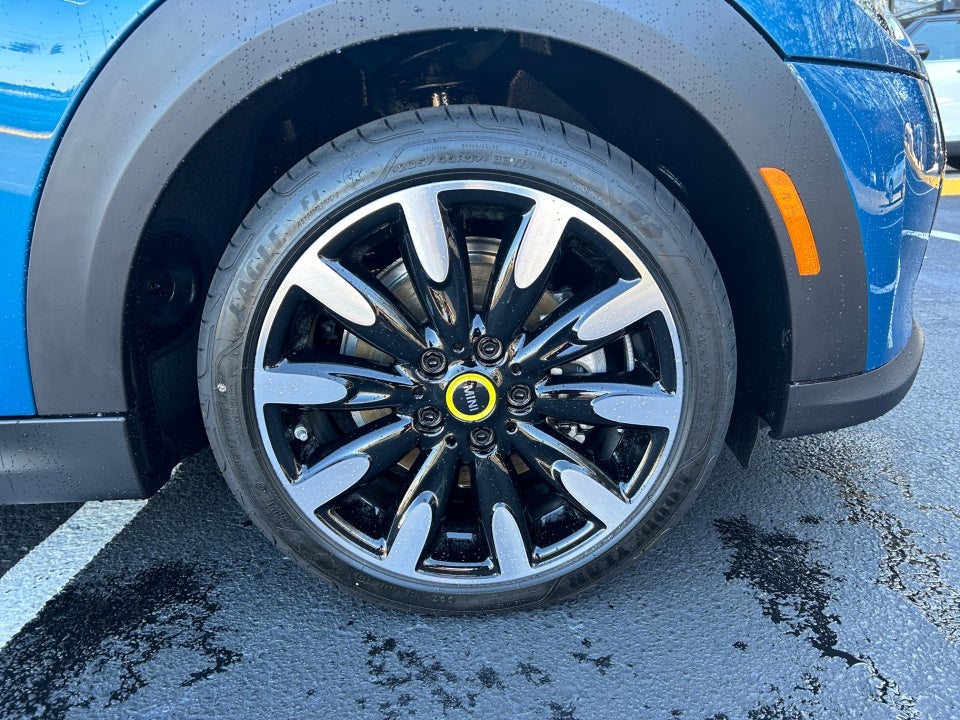 2024 MINI SE Hardtop Cooper