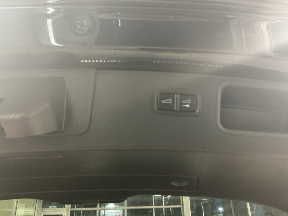 2020 Porsche Macan Turbo