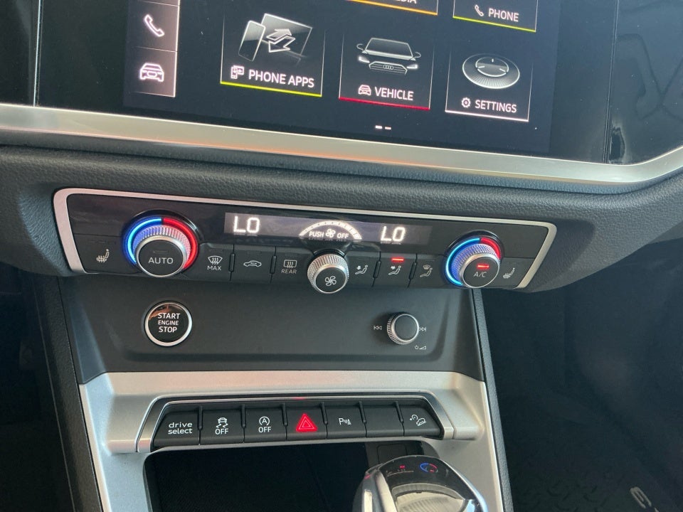 2022 Audi Q3 Premium 40 TFSI quattro Tiptronic