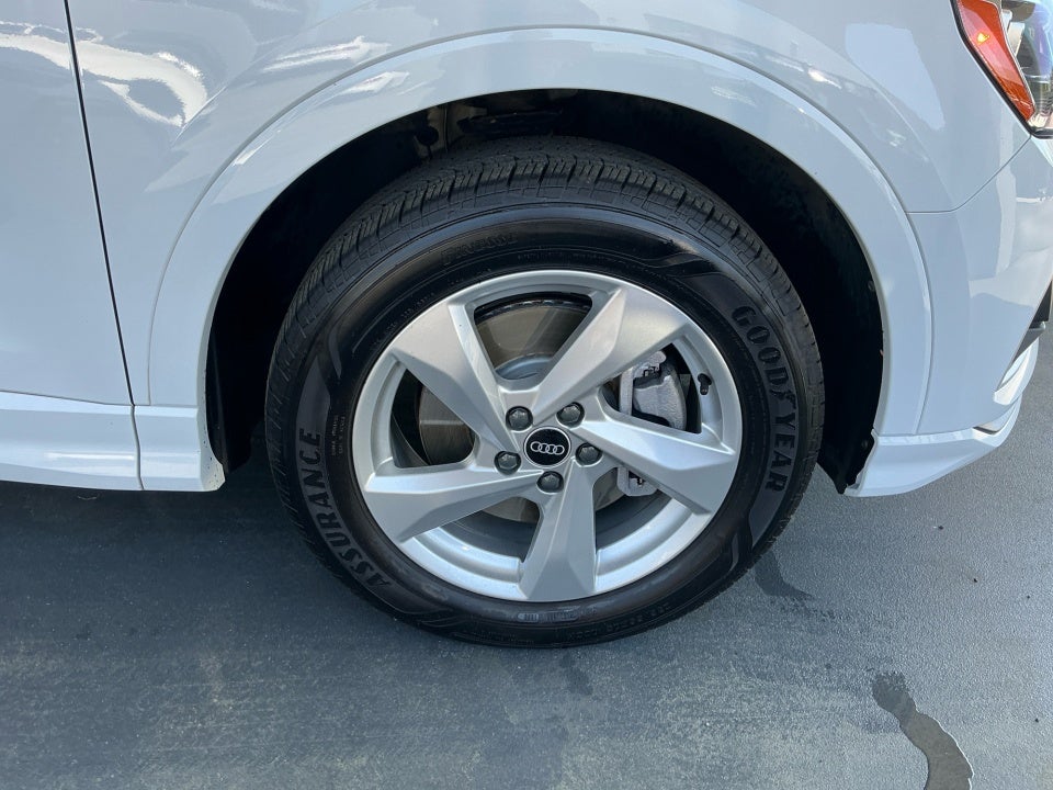 2022 Audi Q3 Premium 40 TFSI quattro Tiptronic