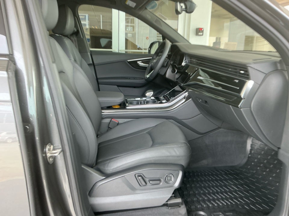 2023 Audi Q7 Prestige 55 TFSI quattro Tiptronic