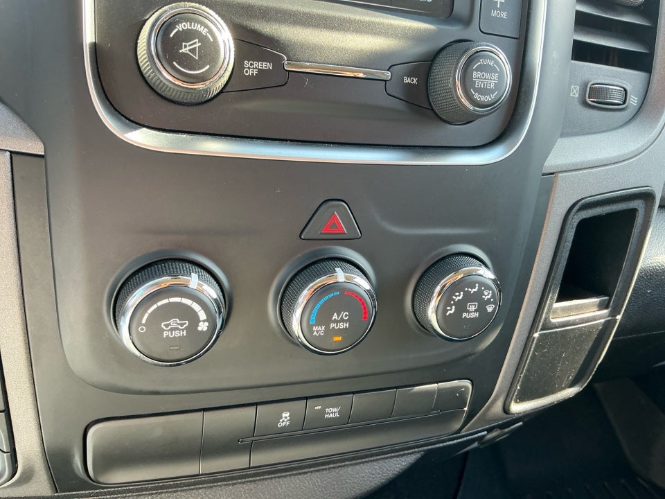 2017 RAM 1500 Express Quad Cab 4x4 6'4" Box