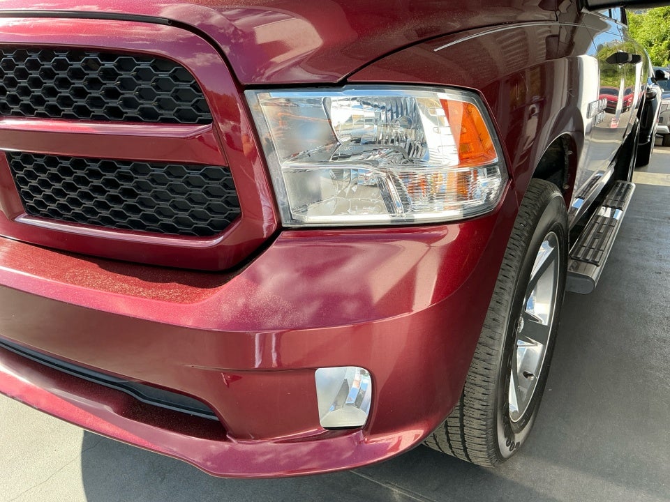 2017 RAM 1500 Express Quad Cab 4x4 6'4" Box