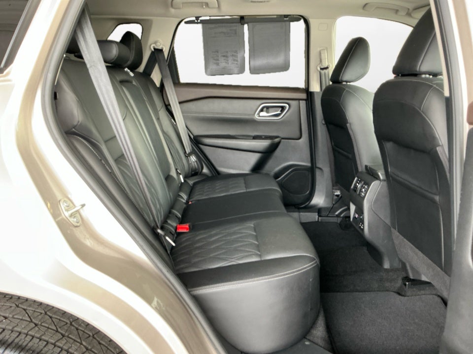 2021 Nissan Rogue Platinum FWD