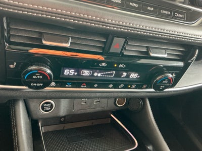 2021 Nissan Rogue Platinum FWD