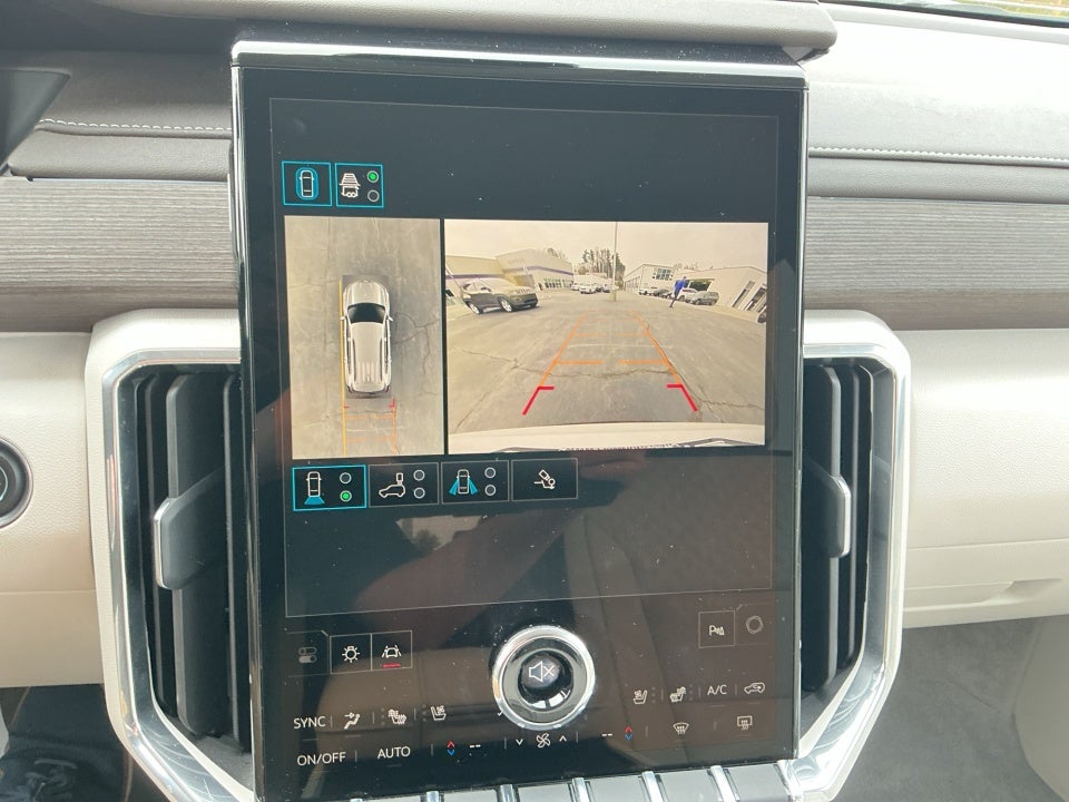 2024 GMC Acadia FWD Denali