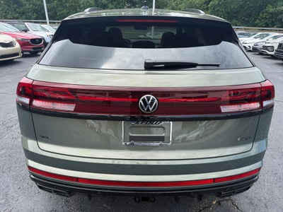 2026 Volkswagen Atlas Cross Sport 2.0T SEL R-Line Black