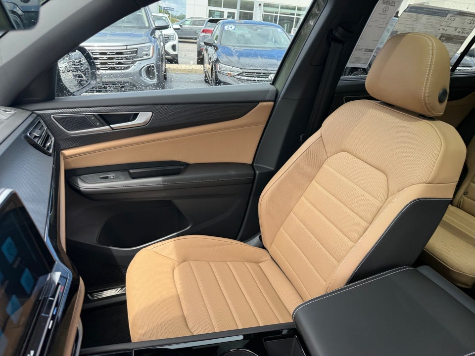2026 Volkswagen Atlas Cross Sport 2.0T SEL R-Line Black