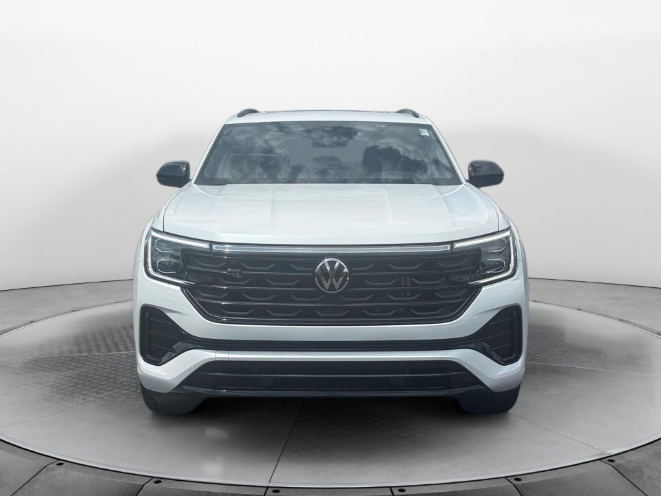 2026 Volkswagen Atlas Cross Sport 2.0T SEL R-Line Black