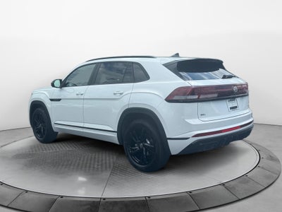 2026 Volkswagen Atlas Cross Sport 2.0T SEL R-Line Black