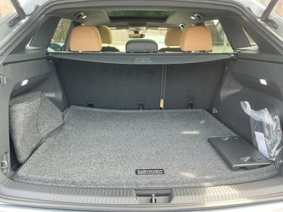 2026 Volkswagen Atlas Cross Sport SEL R-Line Black