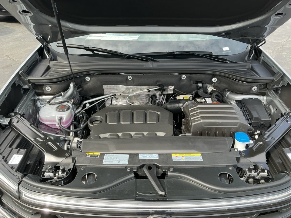 2026 Volkswagen Atlas Cross Sport SEL R-Line Black