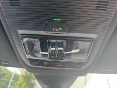 2026 Volkswagen Atlas Cross Sport 2.0T SEL