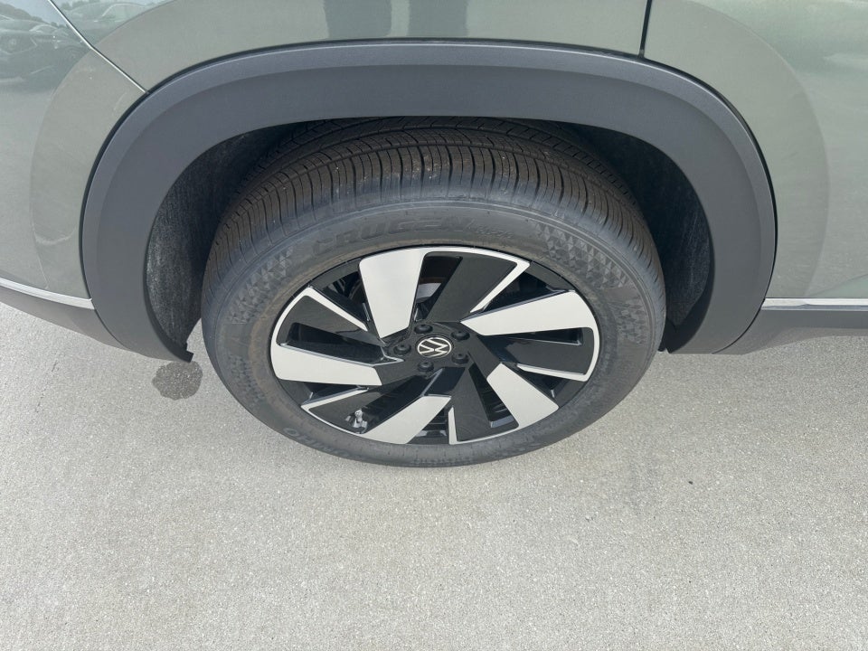 2026 Volkswagen Atlas Cross Sport 2.0T SEL