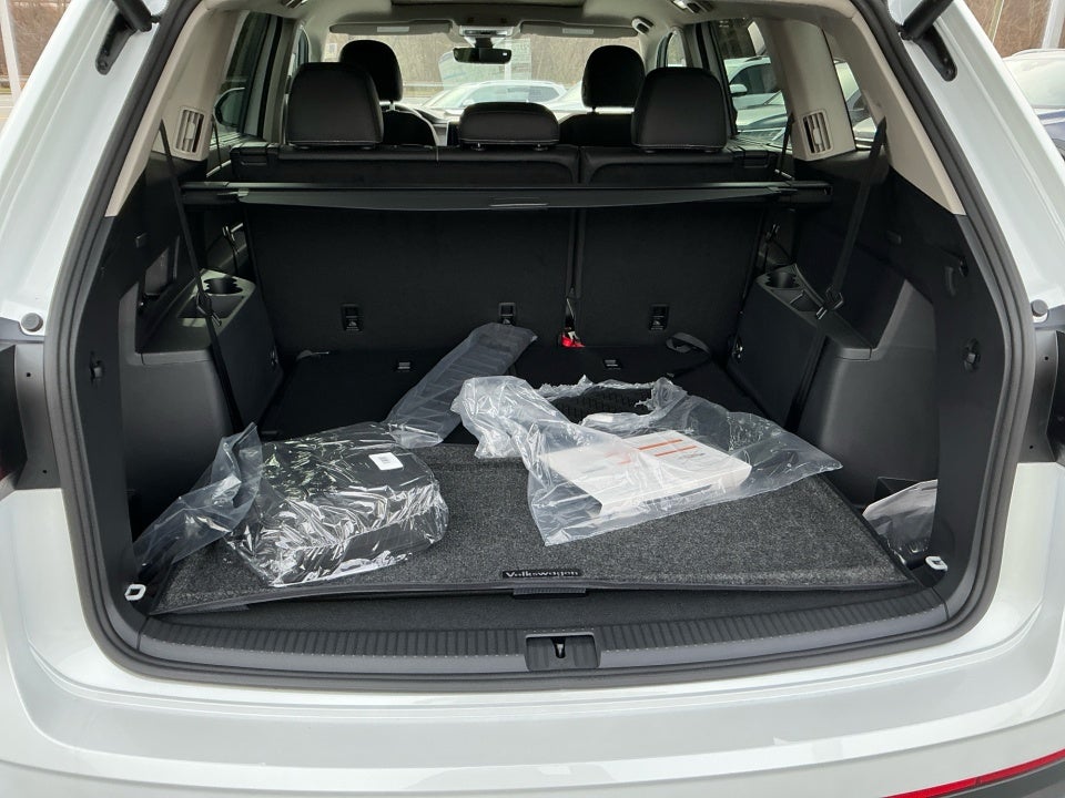 2026 Volkswagen Atlas SEL