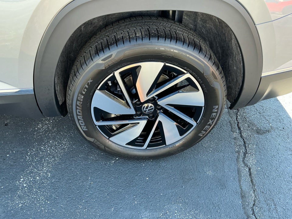 2026 Volkswagen Atlas SEL