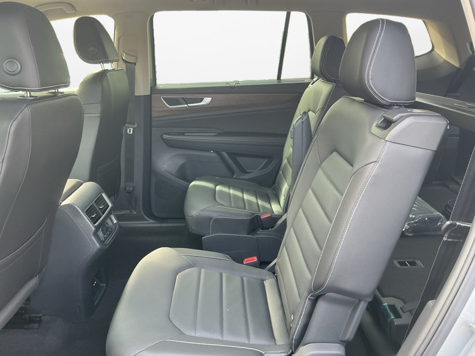 2026 Volkswagen Atlas SEL