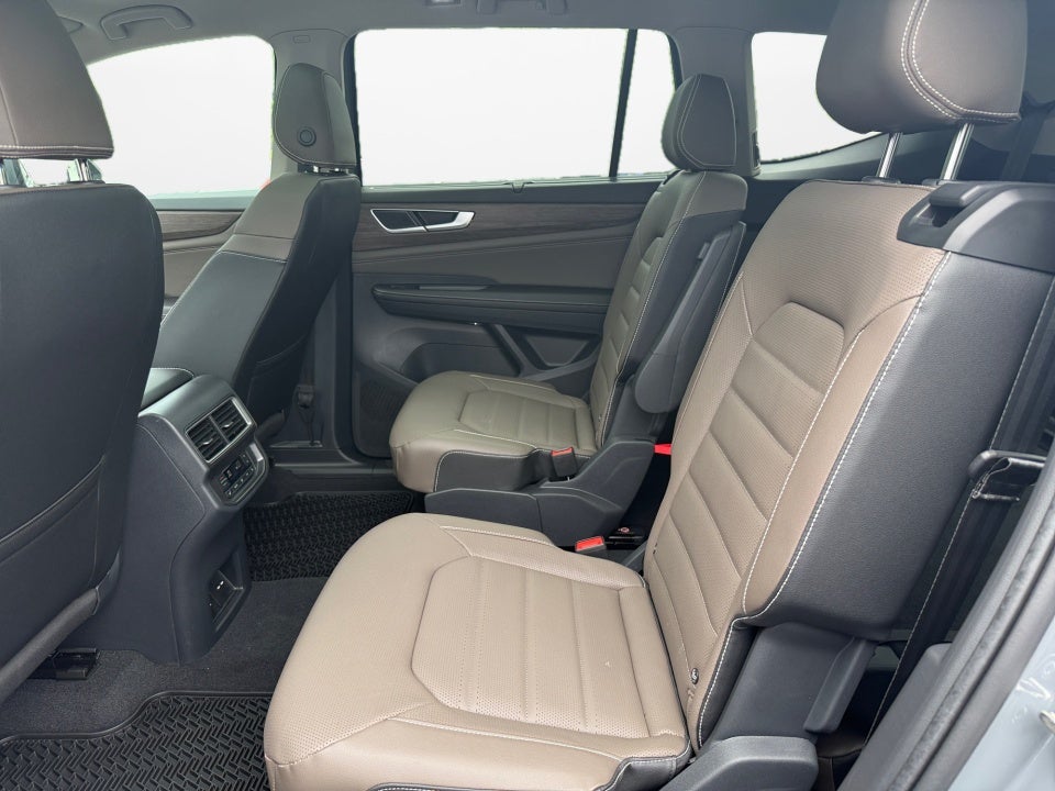 2026 Volkswagen Atlas SEL