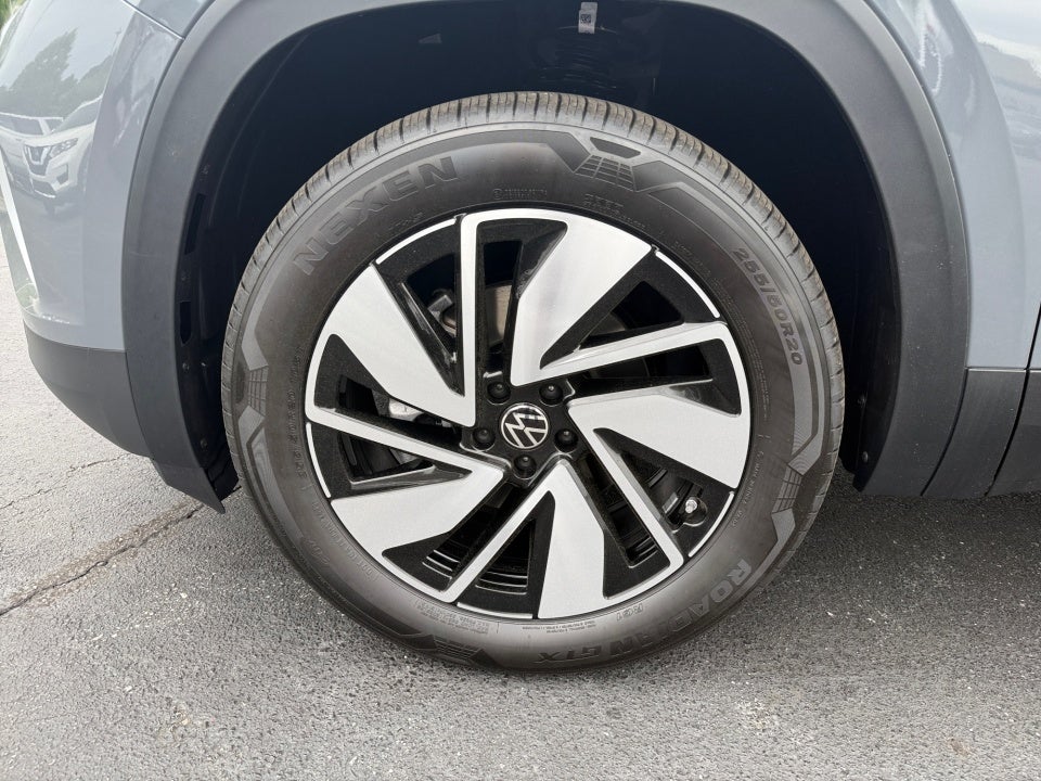 2026 Volkswagen Atlas SEL