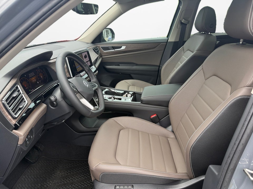 2026 Volkswagen Atlas SEL