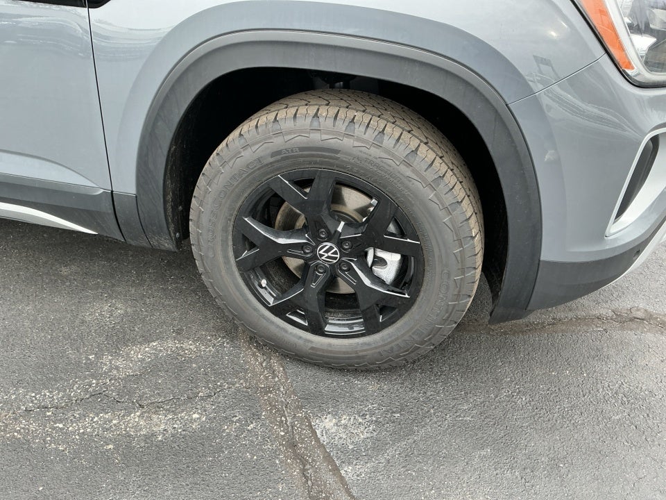 2026 Volkswagen Atlas Peak Edition