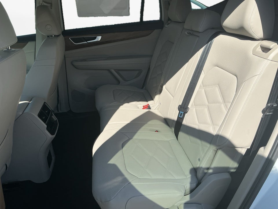 2026 Volkswagen Atlas SE