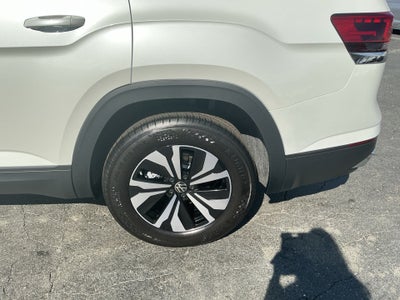 2026 Volkswagen Atlas SE