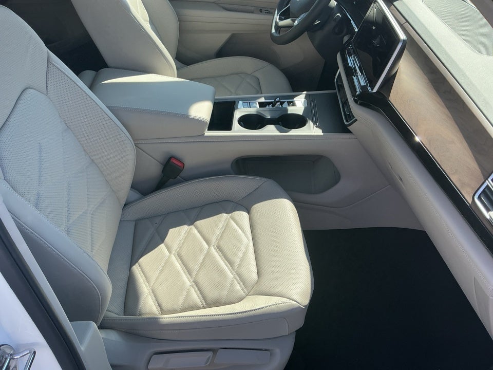 2026 Volkswagen Atlas SE