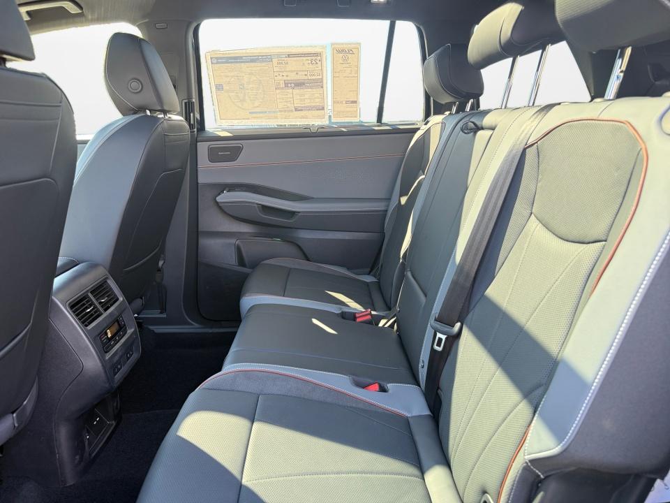 2027 Volkswagen Atlas SEL Premium R-Line