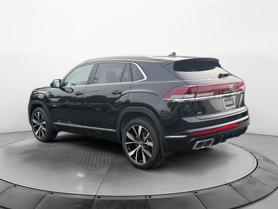 2026 Volkswagen Atlas Cross Sport 2.0T SEL Premium R-Line