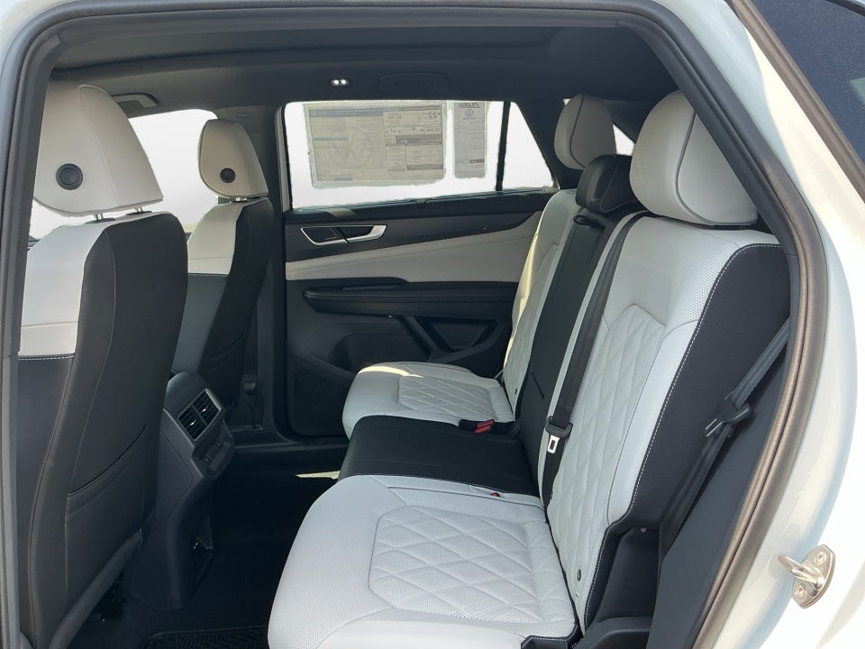 2026 Volkswagen Atlas Cross Sport SEL Premium R-Line