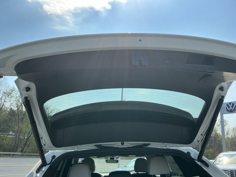 2026 Volkswagen Atlas Cross Sport SEL Premium R-Line
