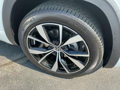 2026 Volkswagen Atlas Cross Sport SEL Premium R-Line