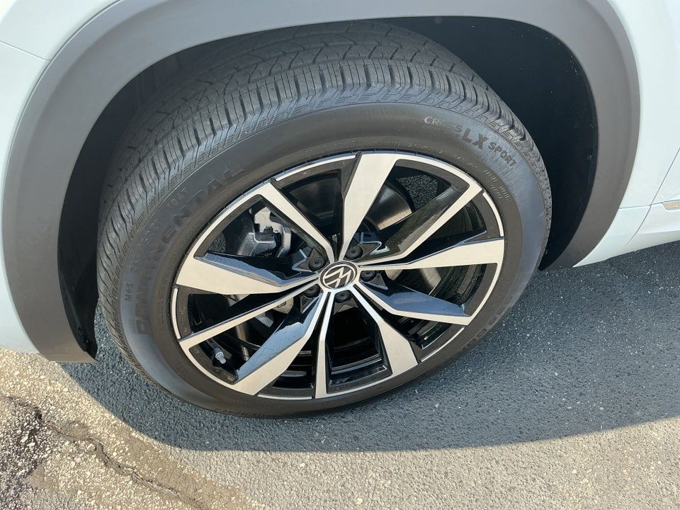 2026 Volkswagen Atlas Cross Sport SEL Premium R-Line