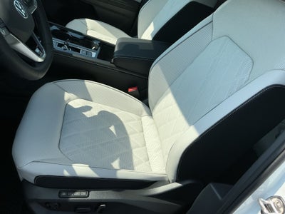 2026 Volkswagen Atlas Cross Sport SEL Premium R-Line