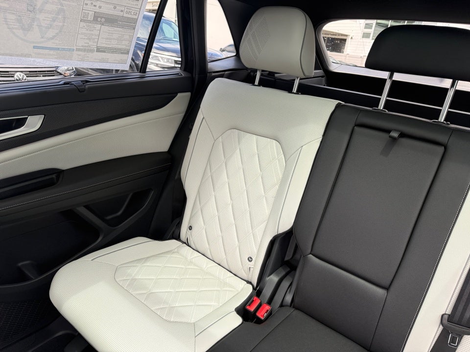 2026 Volkswagen Atlas Cross Sport 2.0T SEL Premium R-Line