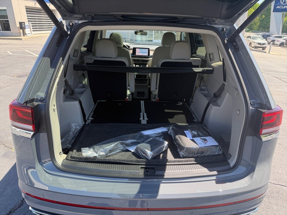 2026 Volkswagen Atlas SEL Premium R-Line
