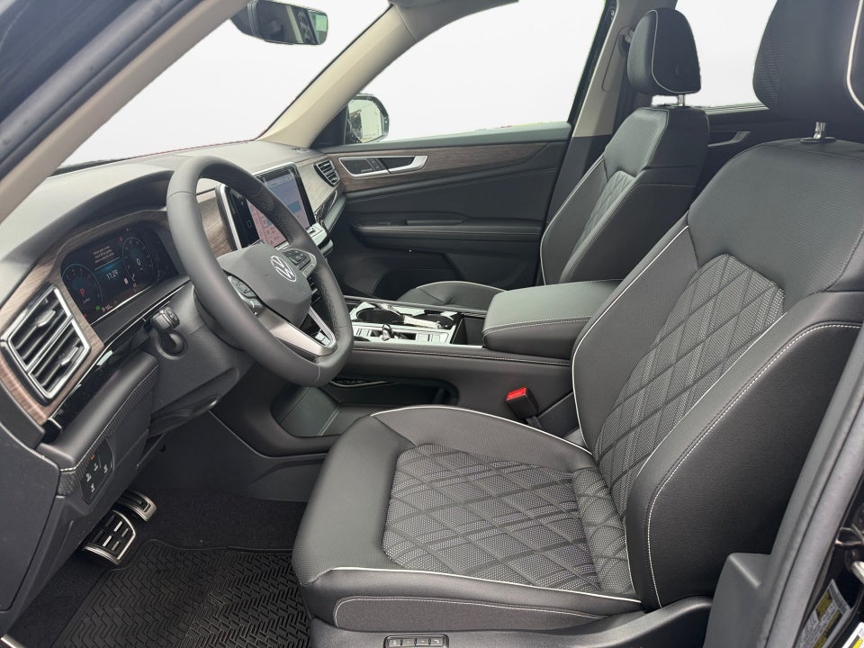 2026 Volkswagen Atlas SEL Premium R-Line