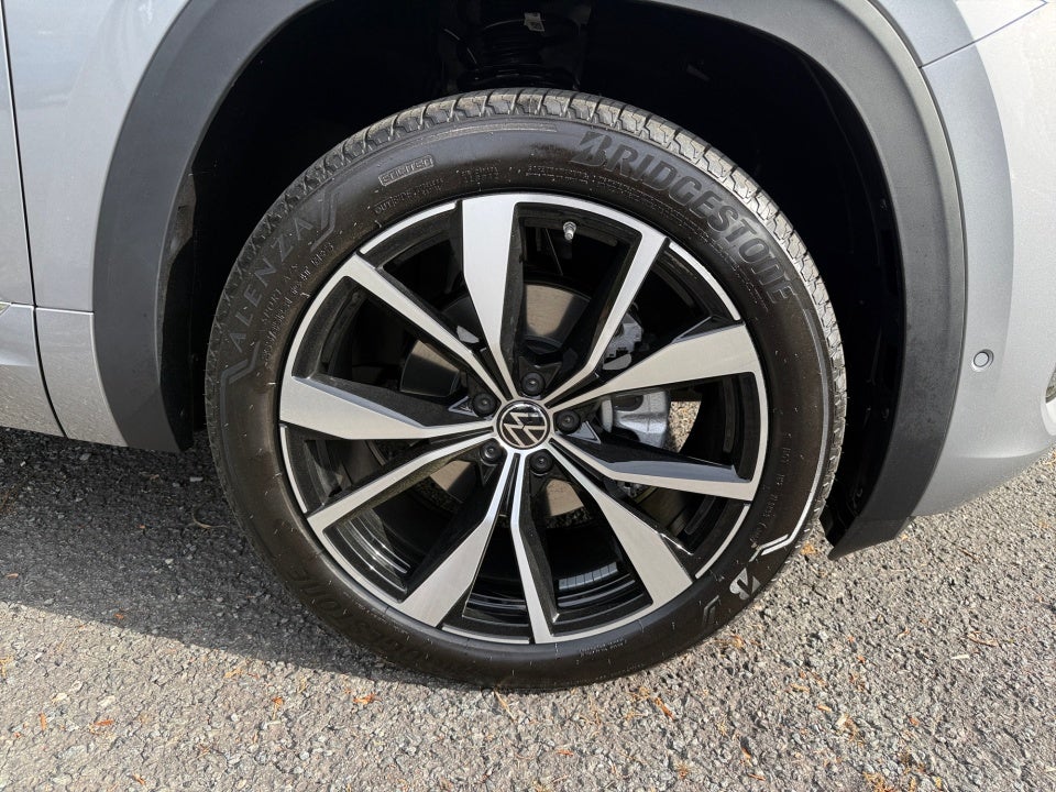 2026 Volkswagen Atlas SEL Premium R-Line
